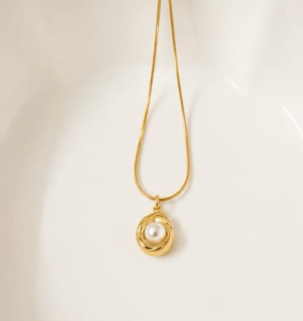 Pearl Muse Necklace ✨